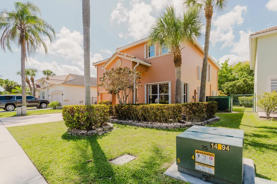 Photo of 1124 Rialto Drive