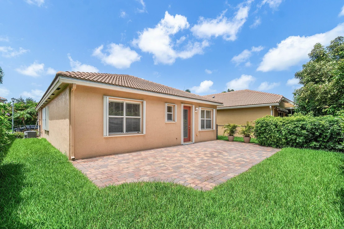 Photo of 4250 Key Lime Boulevard