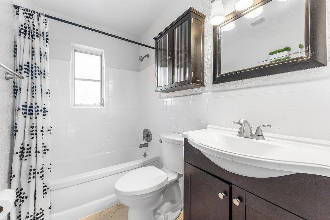 Photo of 817 Buttonwood Road