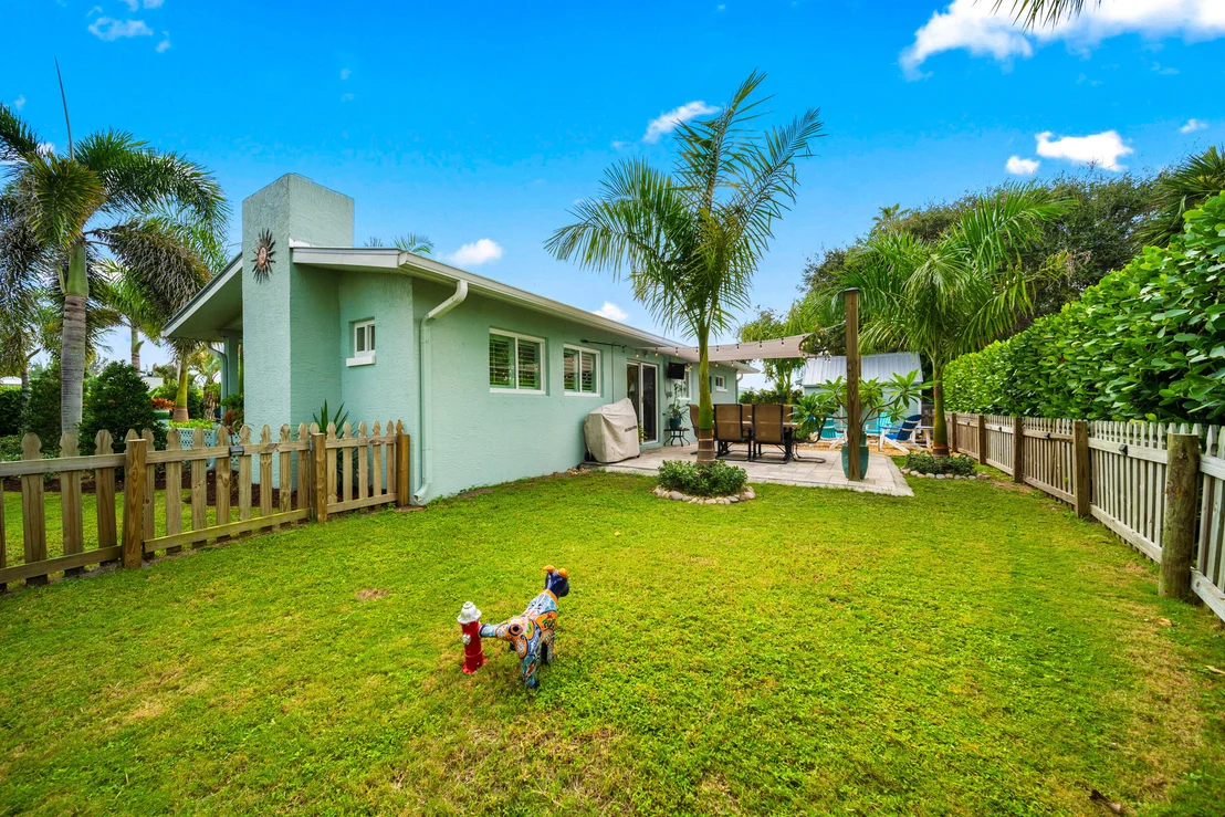 Photo of 1920 Jacaranda Drive