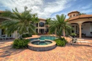 Photo of 12006 Edgewater Drive