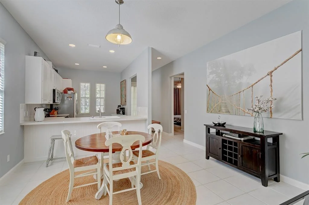 Photo of 180 Paradise Circle