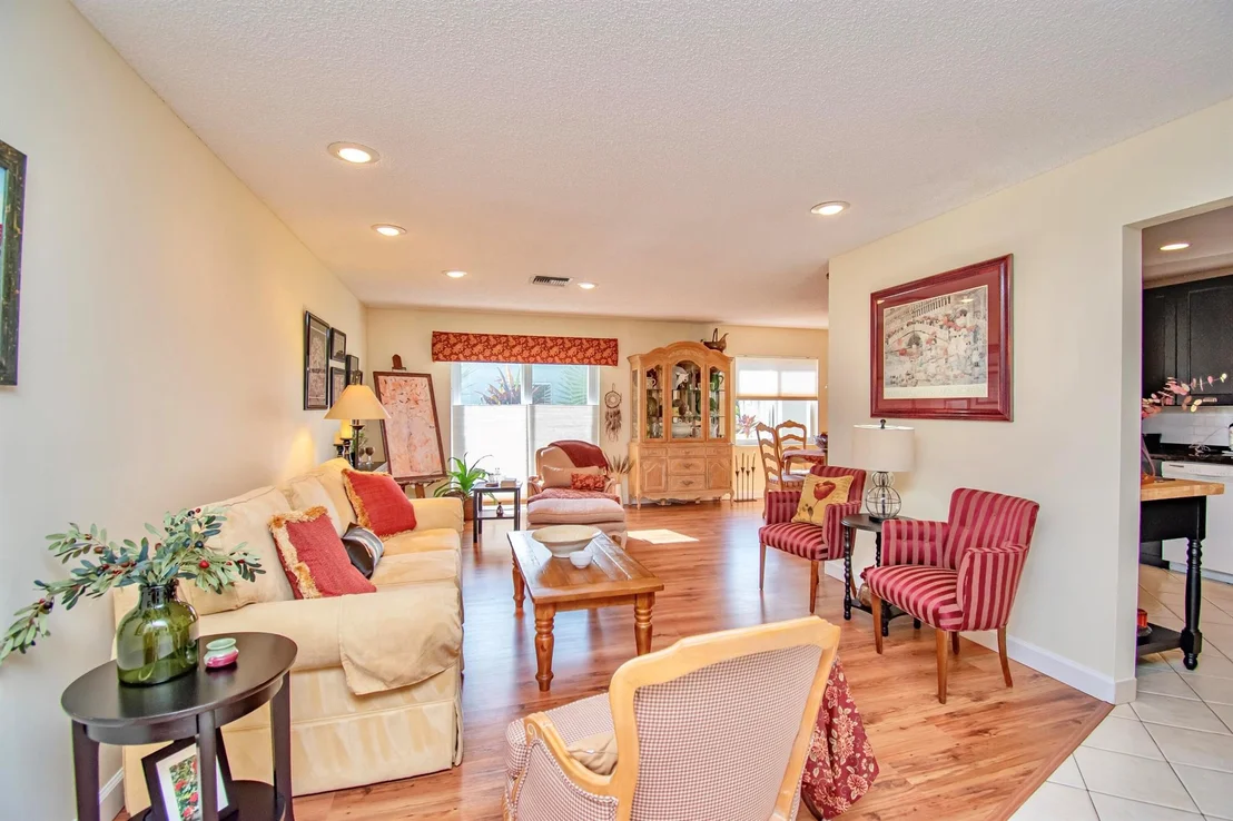 Photo of 6357 Stanley Lane