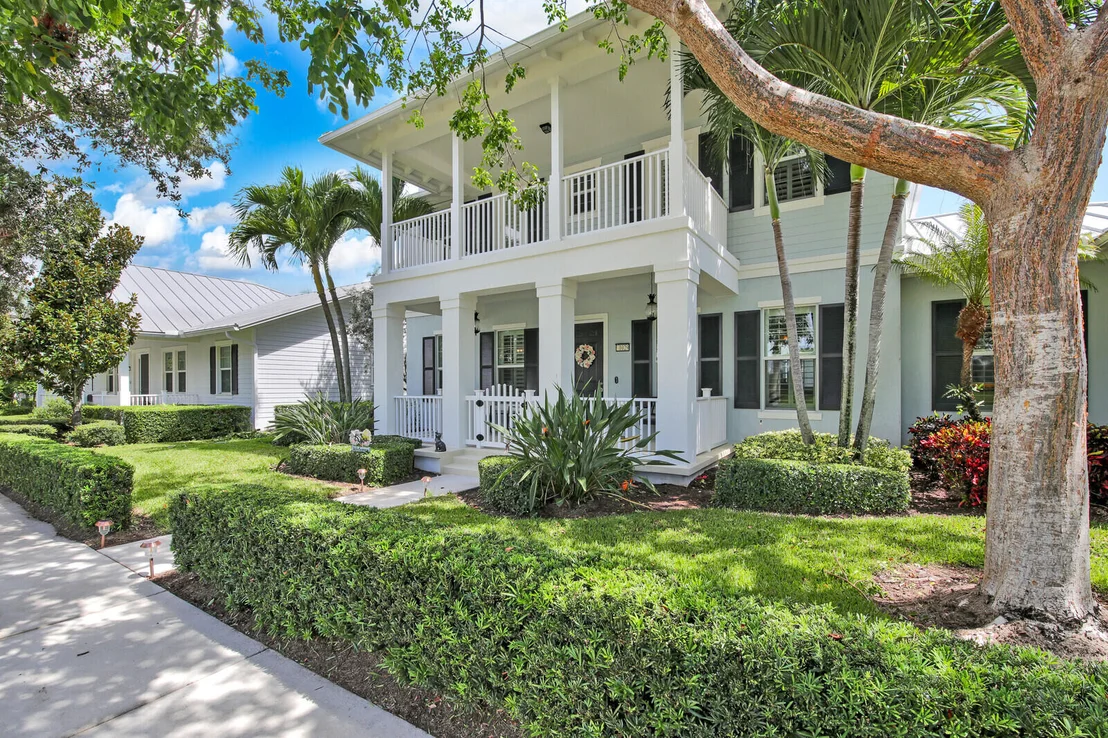 Photo of 1029 N Jeaga Drive