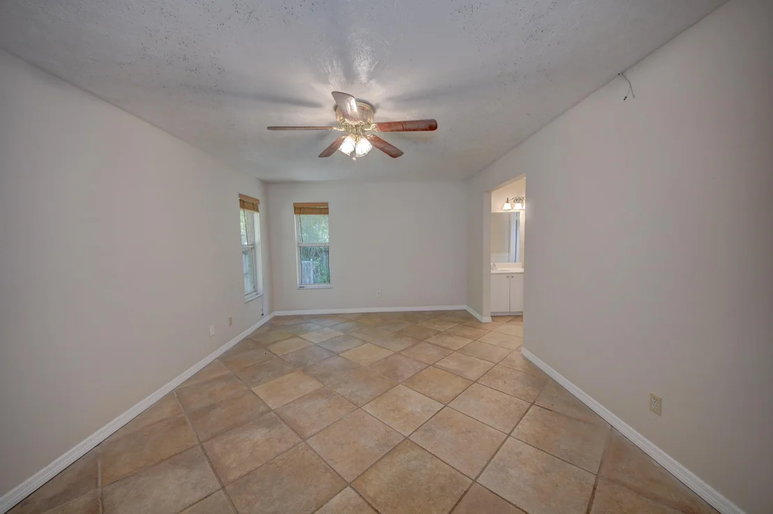 Photo of 5402 Palm Drive