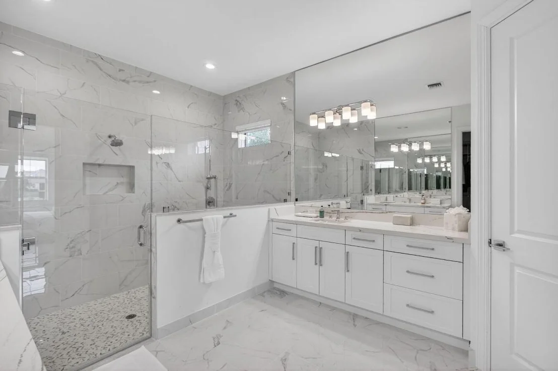 Photo of 9249 Crestview Circle