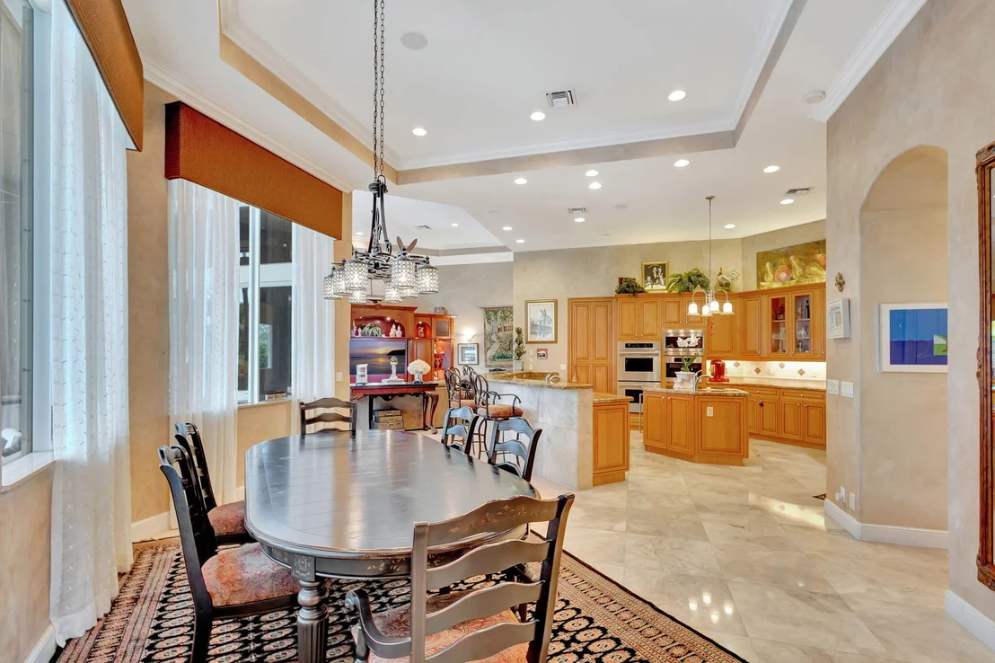 Photo of 2330 Tecumseh Circle
