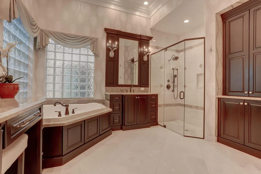 Photo of 16783 Pavilion Way