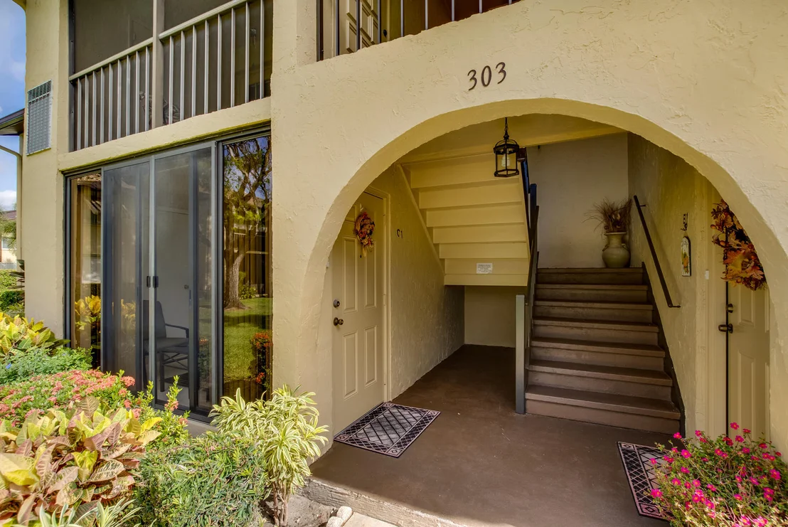 Photo of Unit C1 at 303 Pine Ridge Circle