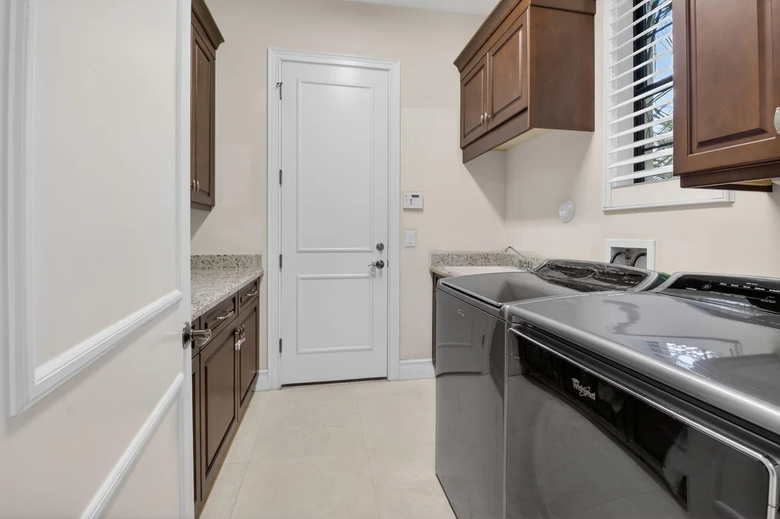 Photo of 16801 Pavilion Way