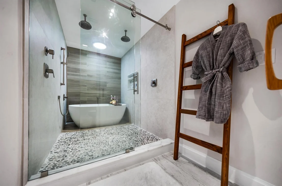 Photo of 5108 Pineview Circle