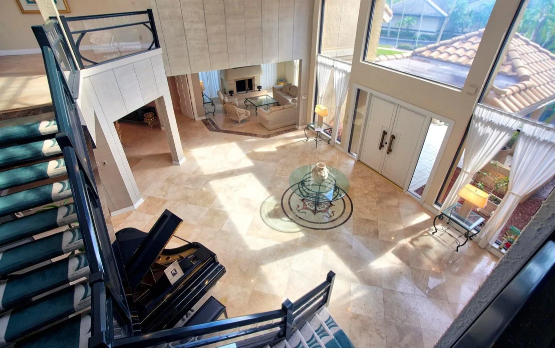 Photo of 21125 Hamlin Drive