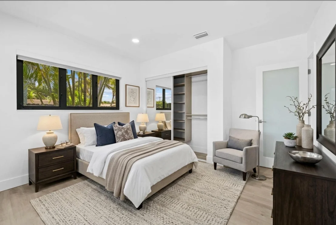 Photo of 2811 NE 53rd Court