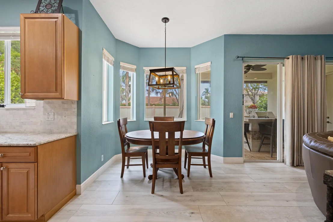 Photo of 4390 Mariners Cove Drive