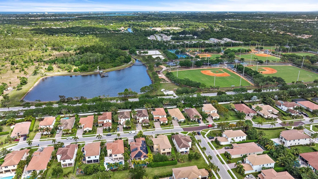 Photo of 168 Rudder Cay Way