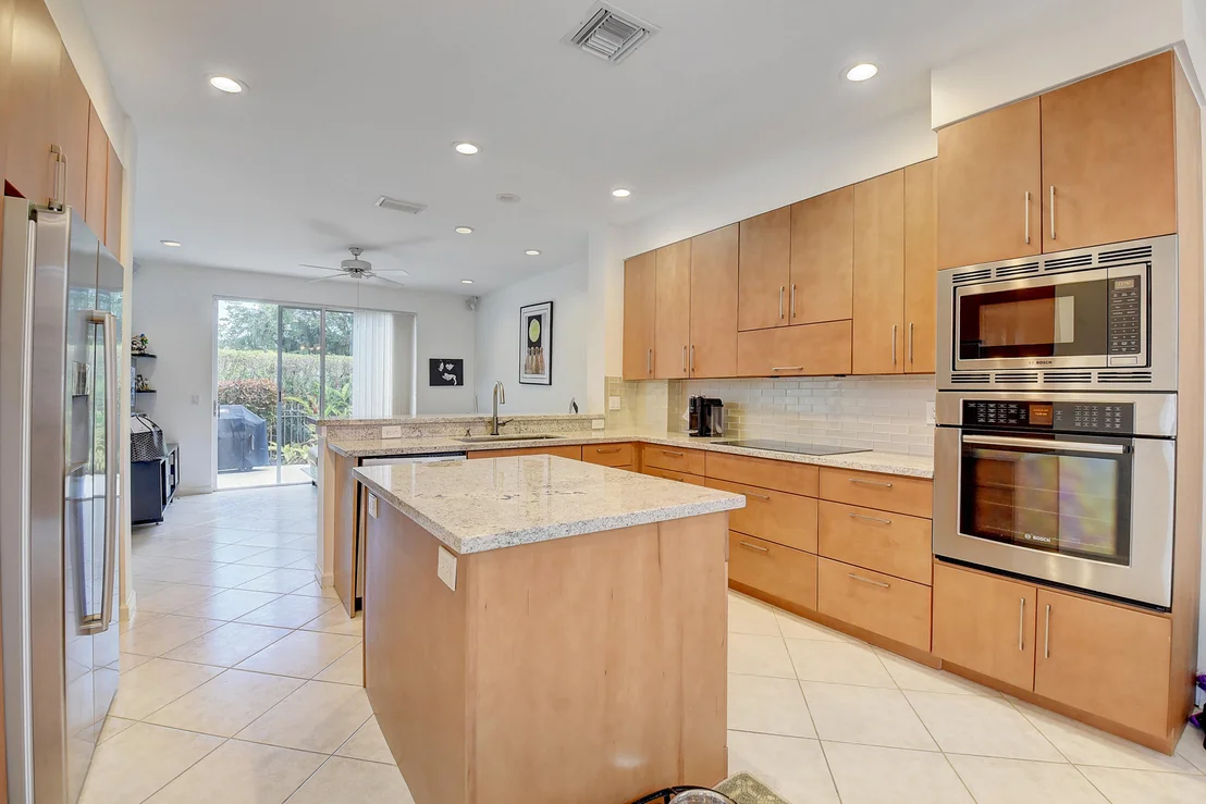 Photo of 5338 NW 26th Circle S