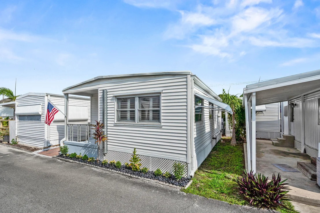 Photo of Unit K at 20 Juniper Drive