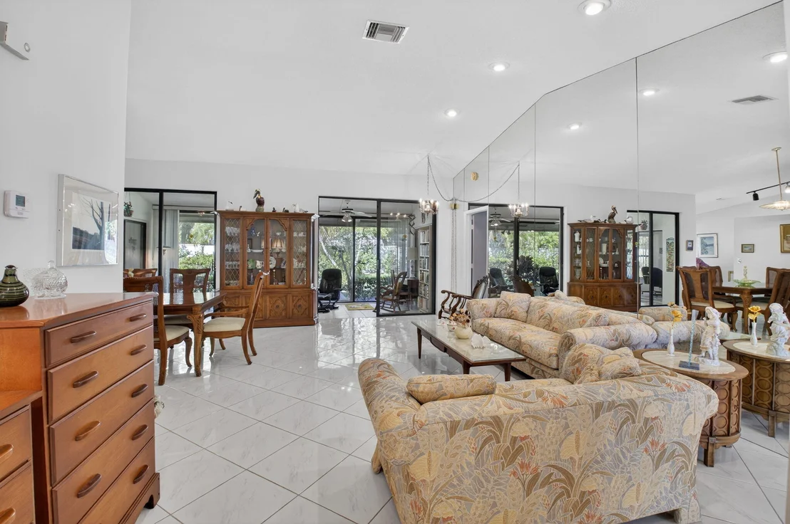 Photo of 8491 Leeway Lane