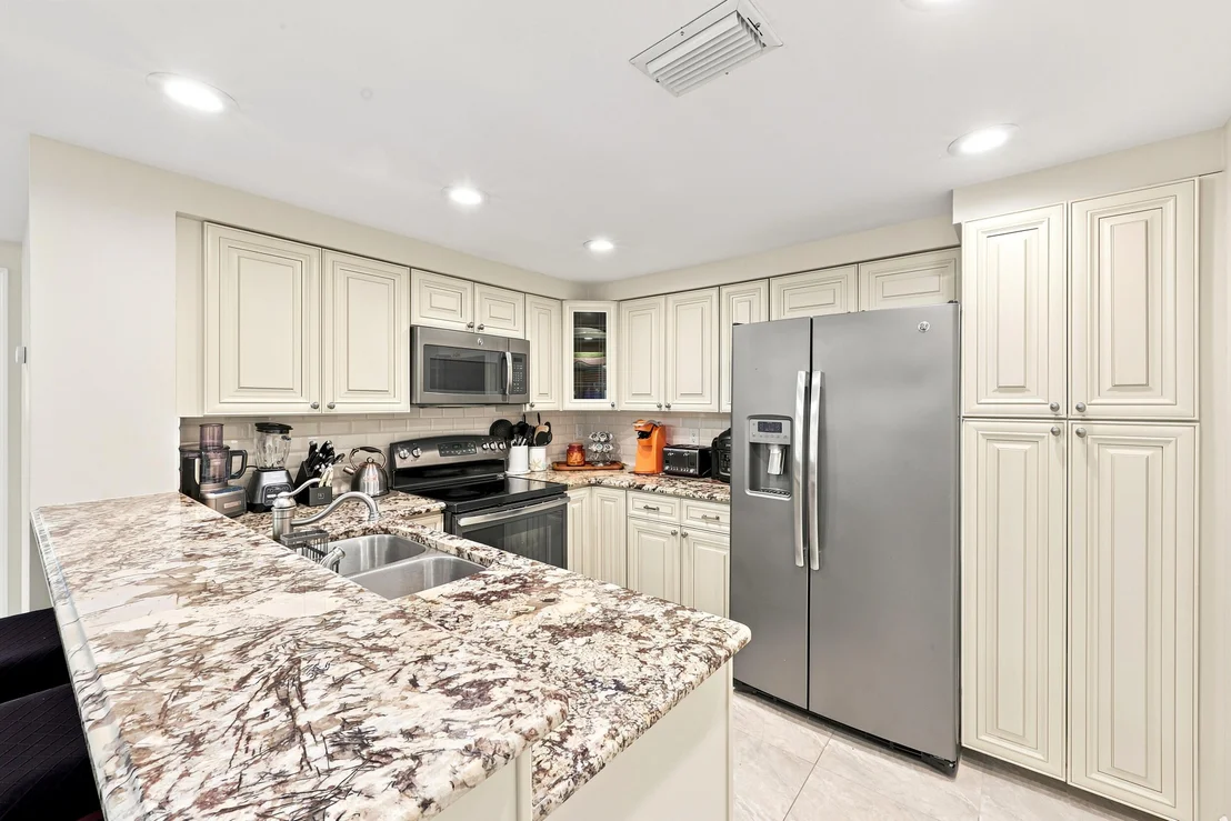 Photo of 1809 Mainsail Circle