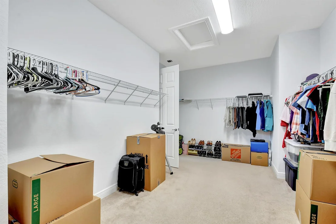 Photo of 10749 Castle Oak Drive