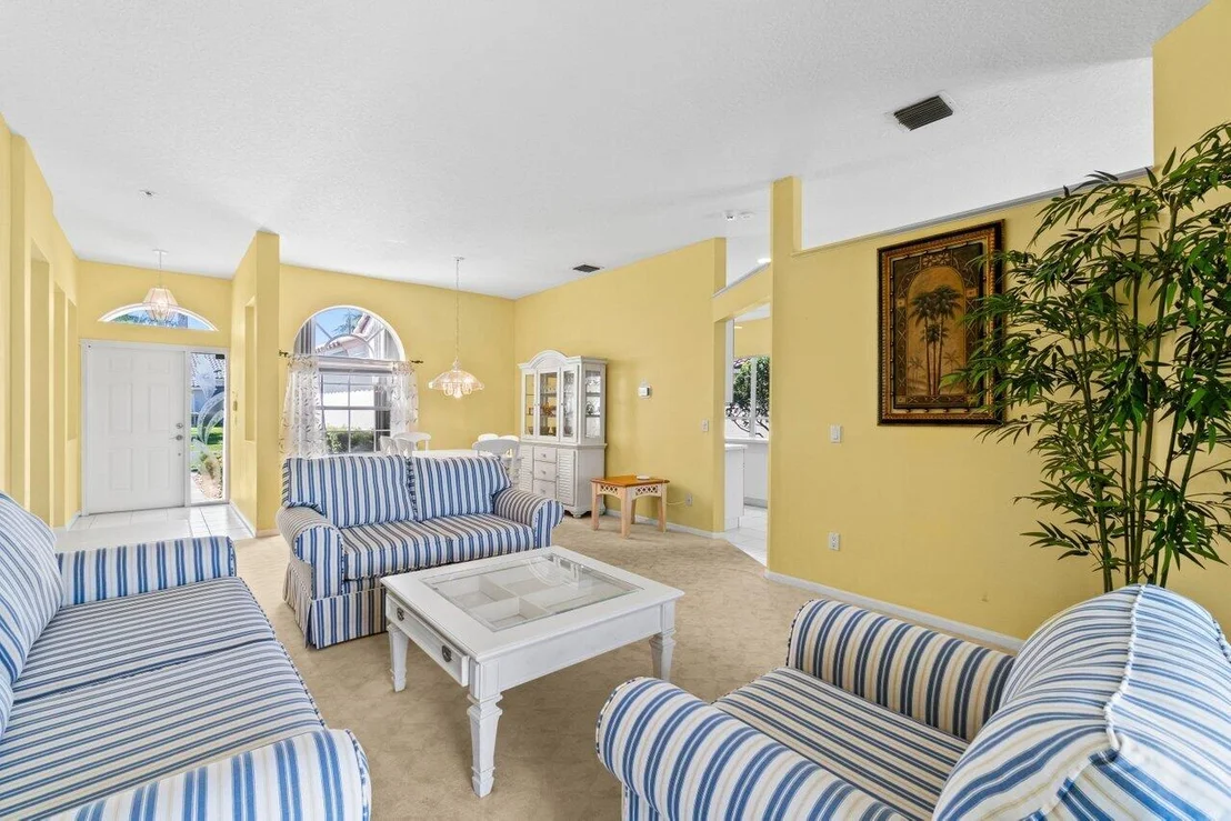 Photo of 12811 Hyland Circle