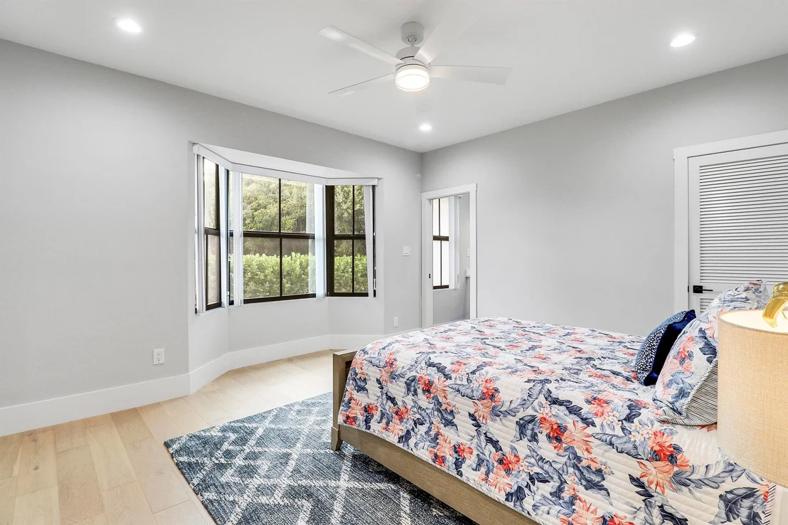 Photo of 109 SE Turtle Creek Drive