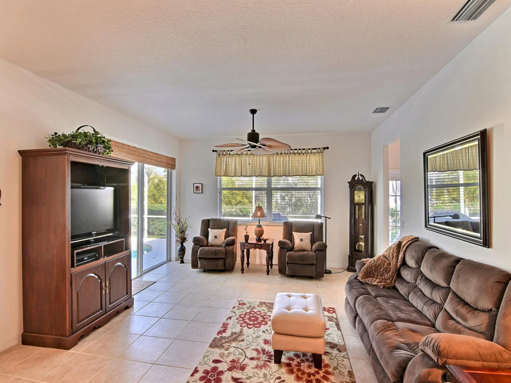 Photo of 6570 35th Lane