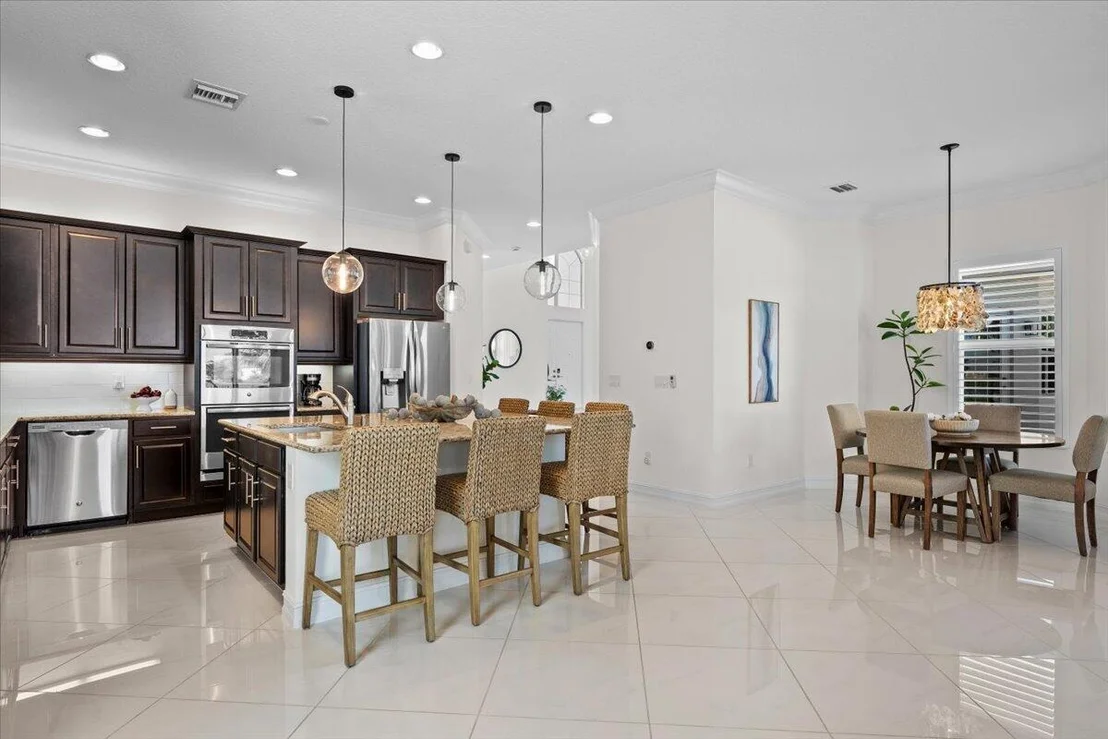 Photo of 11091 Rockledge View Drive