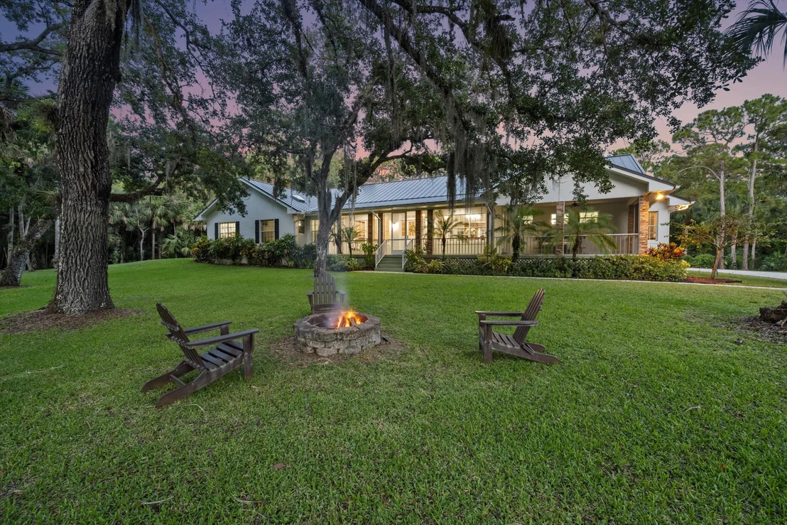Photo of 9266 Oak Hammock Lane