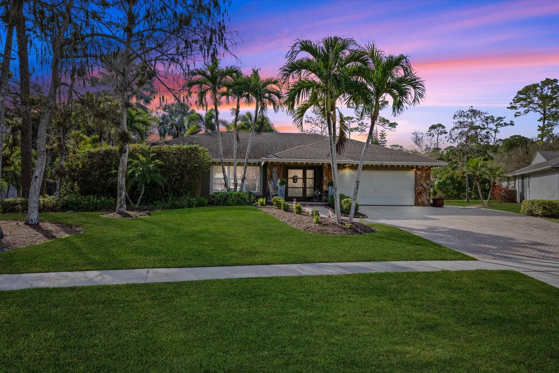 Photo of 135 Saint Davids Way