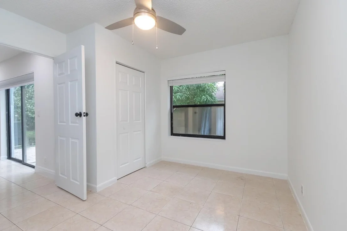 Photo of 5790 Ithaca Circle E