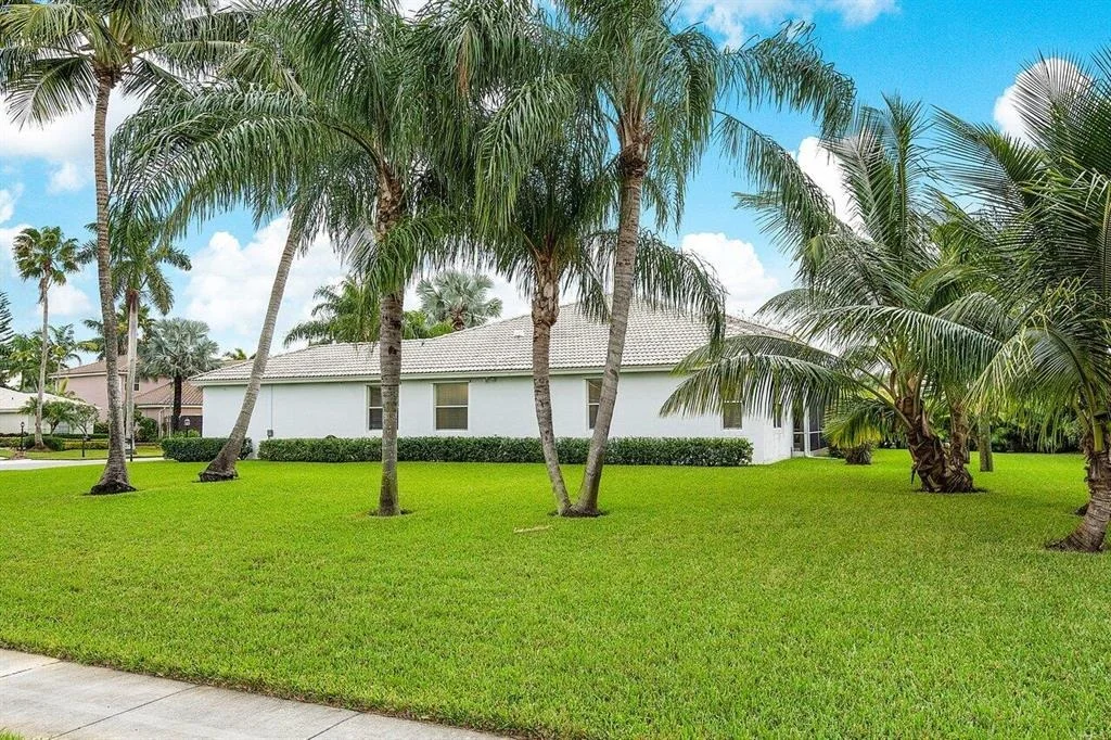 Photo of 12824 Hyland Circle