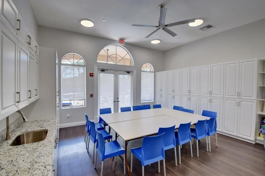 Photo of 7235 Via Genova