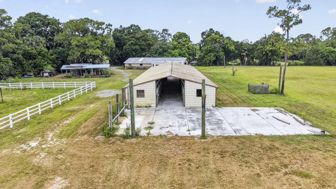 Photo of 2944 A Road