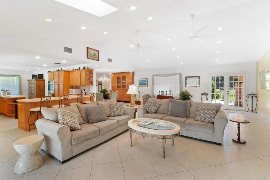Photo of 2520 Greenbrier Drive