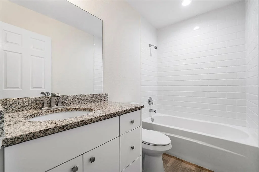 Photo of 667 Eagle Circle