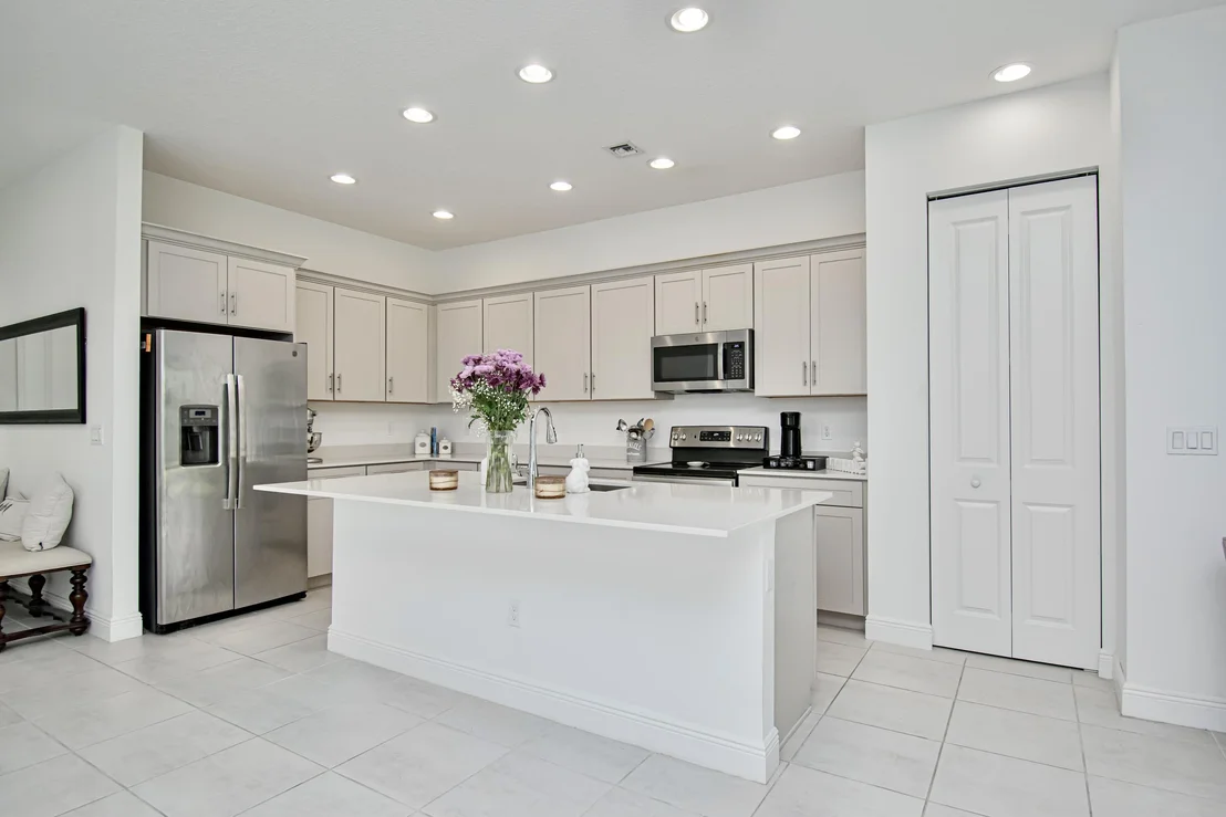 Photo of 16420 Sandy Shore Drive