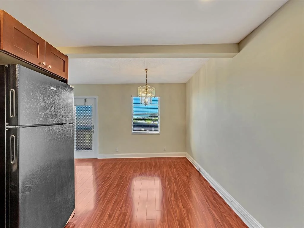 Photo of 3051 Wolverton C