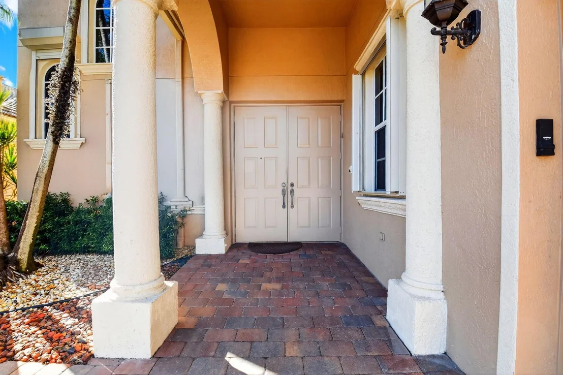 Photo of 7092 Veneto Drive