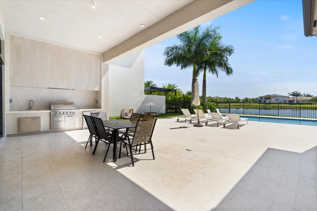 Photo of 9948 Espresso Manor