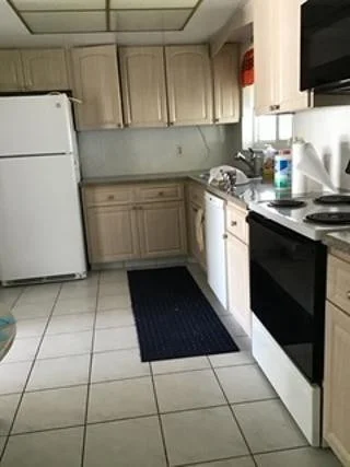 Photo of 3000 NW 1 Drive