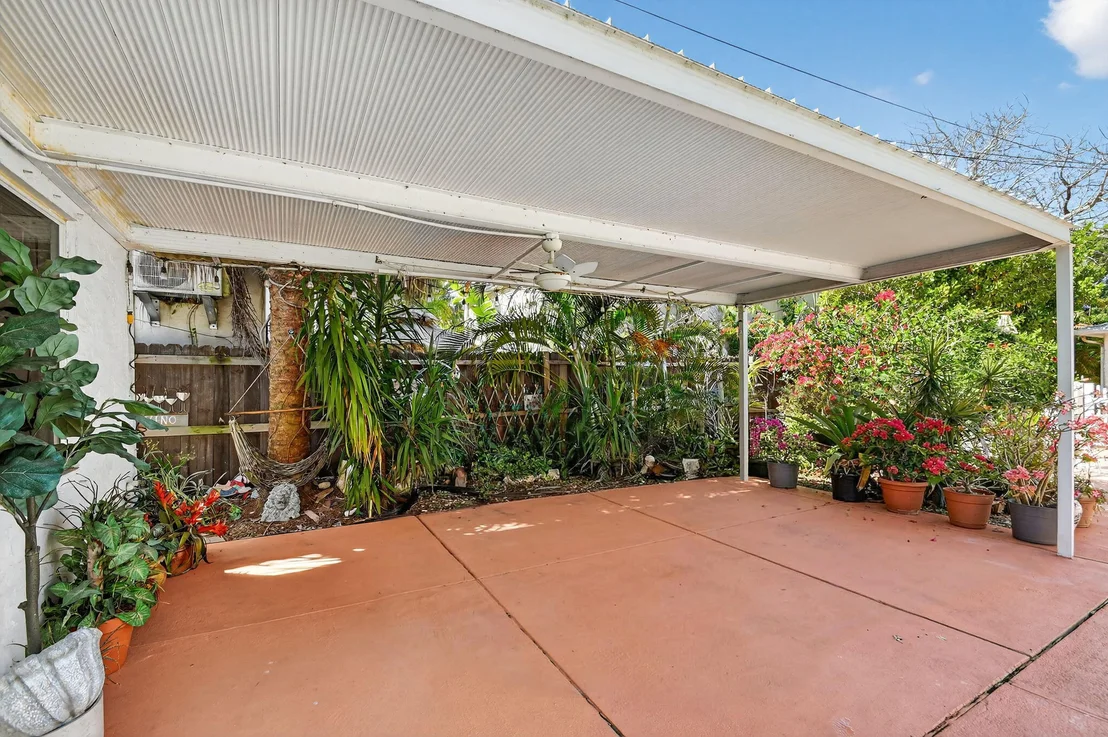 Photo of 328 Monroe Drive