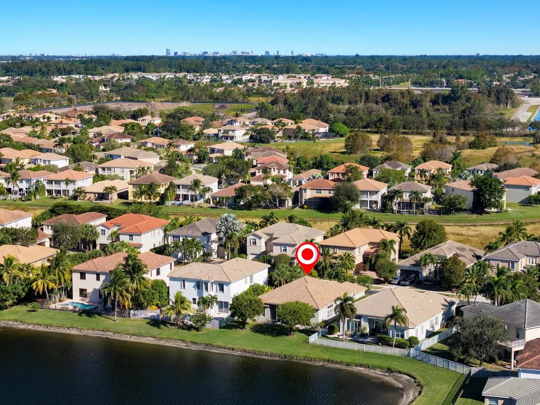 Photo of 1370 Beacon Circle