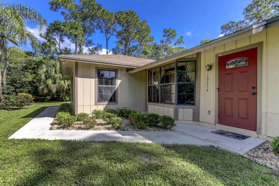Photo of 16674 122nd Drive N