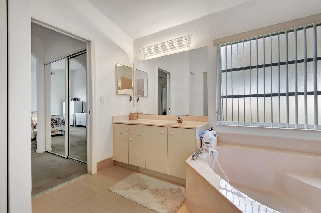 Photo of 5767 Seashell Terrace
