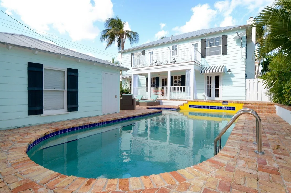 Photo of 1102 Miramar Drive