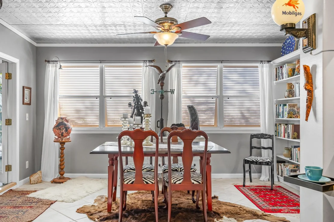 Photo of 1107 Pinetree Drive