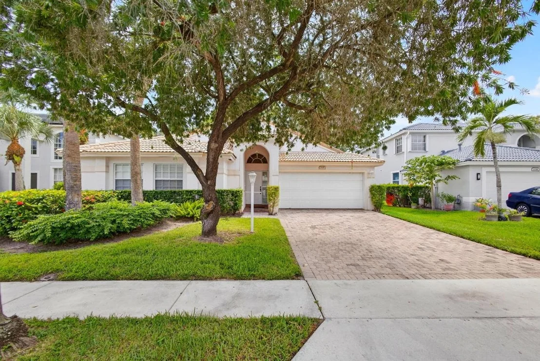 Photo of 208 Jones Creek Drive