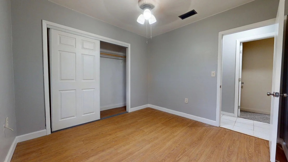 Photo of 3032 NW 35TH Avenue