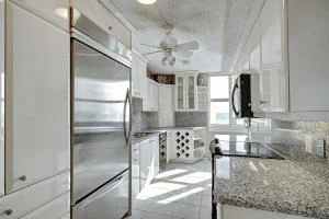 Photo of Unit 4E at 2000 S Ocean Boulevard
